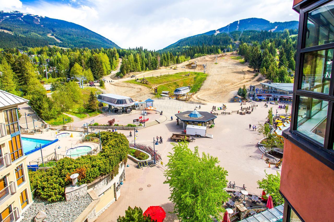 Sundial Hotel Whistler Esterno foto