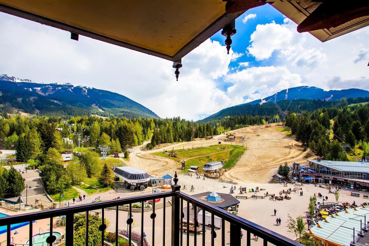 Sundial Hotel Whistler Esterno foto