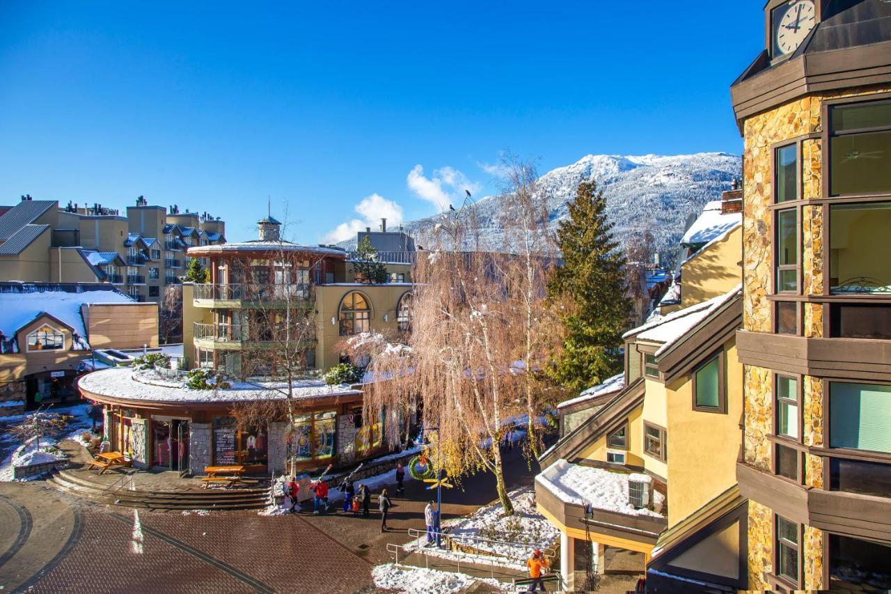 Sundial Hotel Whistler Esterno foto